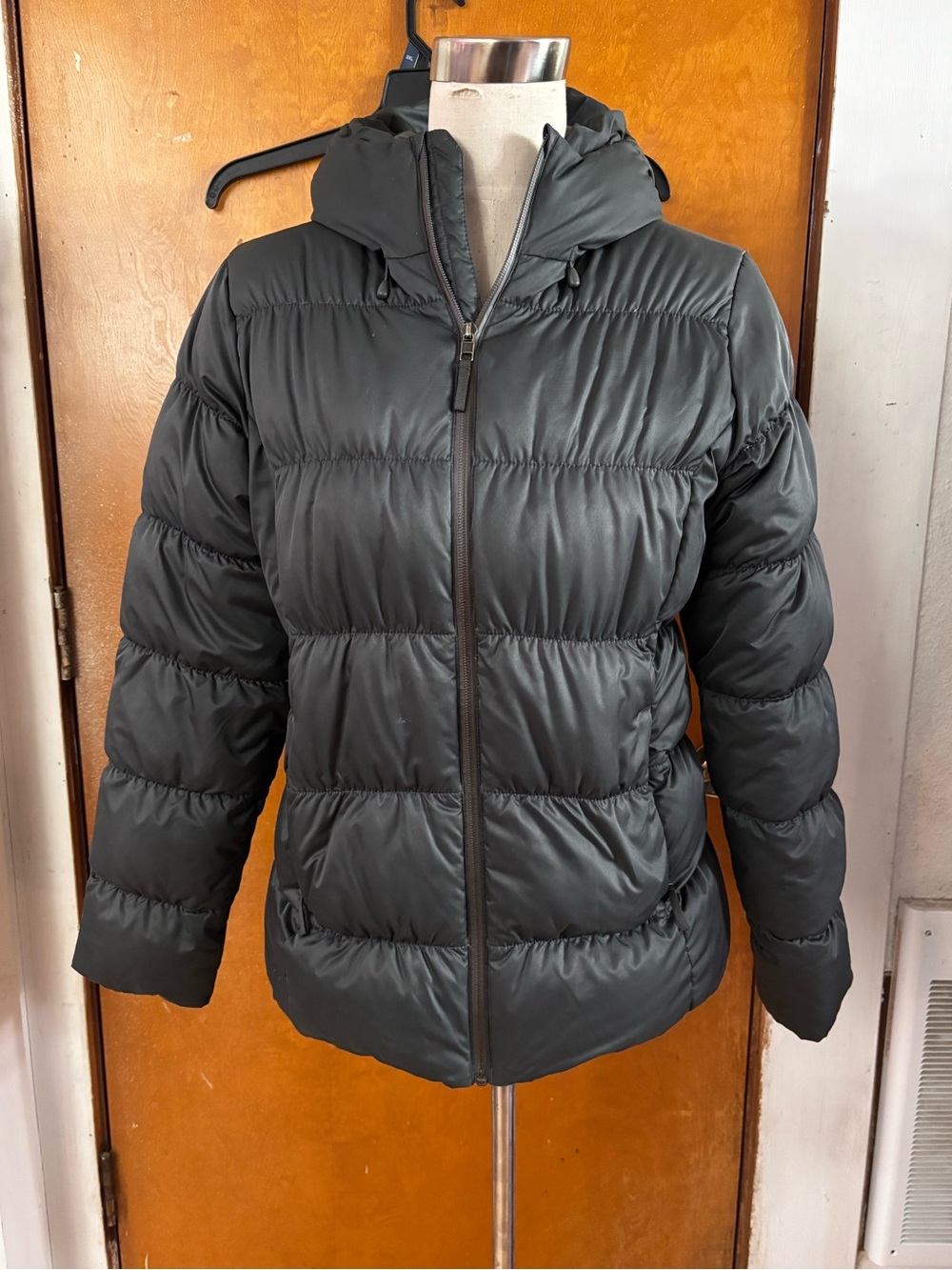 Patagonia down puffer slate green grey size small